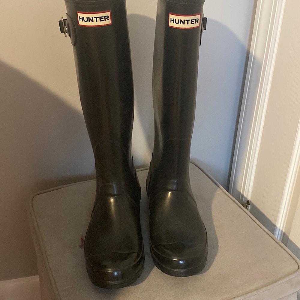 Black Hunter rain boots